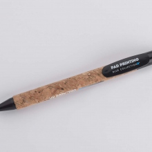 czarny długopis korkowy z drukiem UV